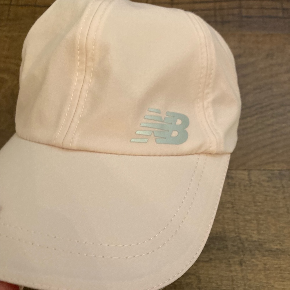 New Balance High Pony Performance Cap Light Pink Athletic Hat Adjustable OSFM - Picture 2 of 5